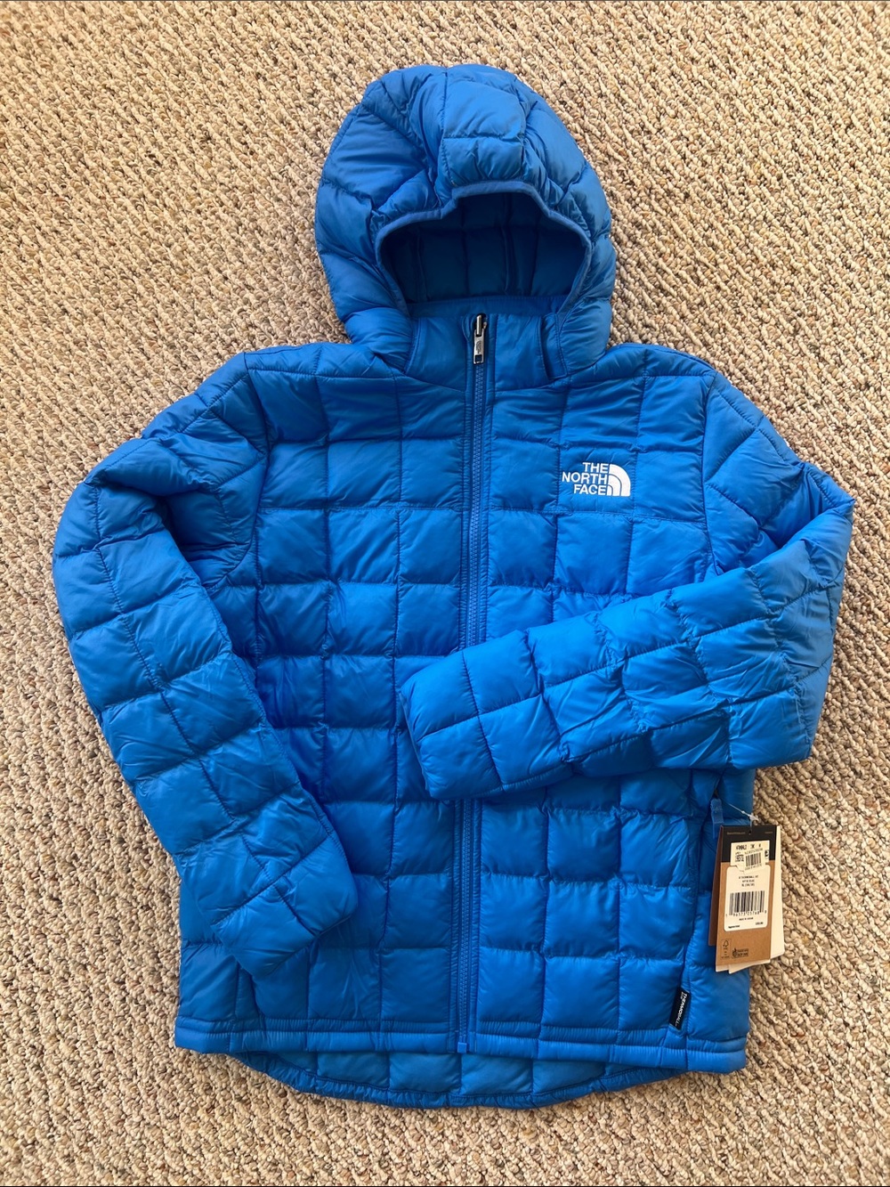NWT The North Face Bright Blue Hooded Puffer Jacket
